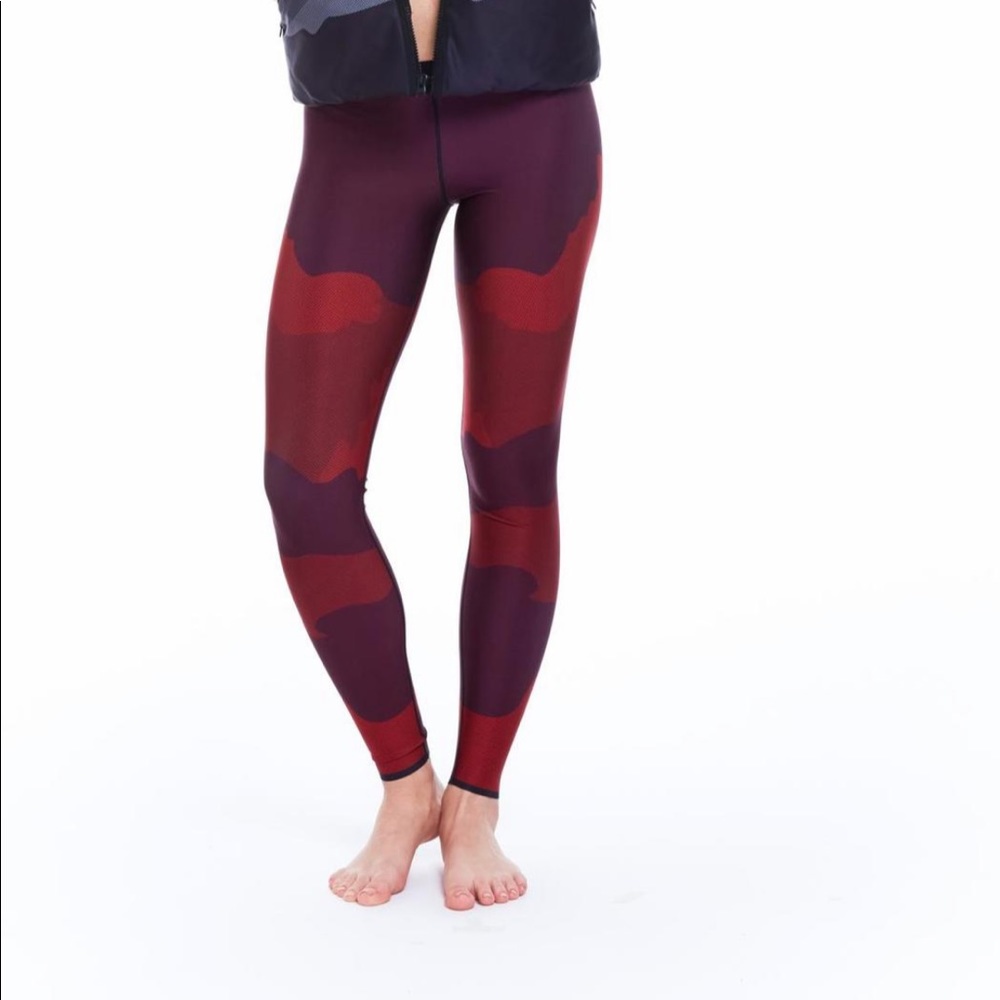 Ultracor silk camo leggings